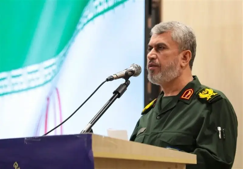 جهاد تبیین و بصیرت کلید مقابله با جنگ شناختی دشمن