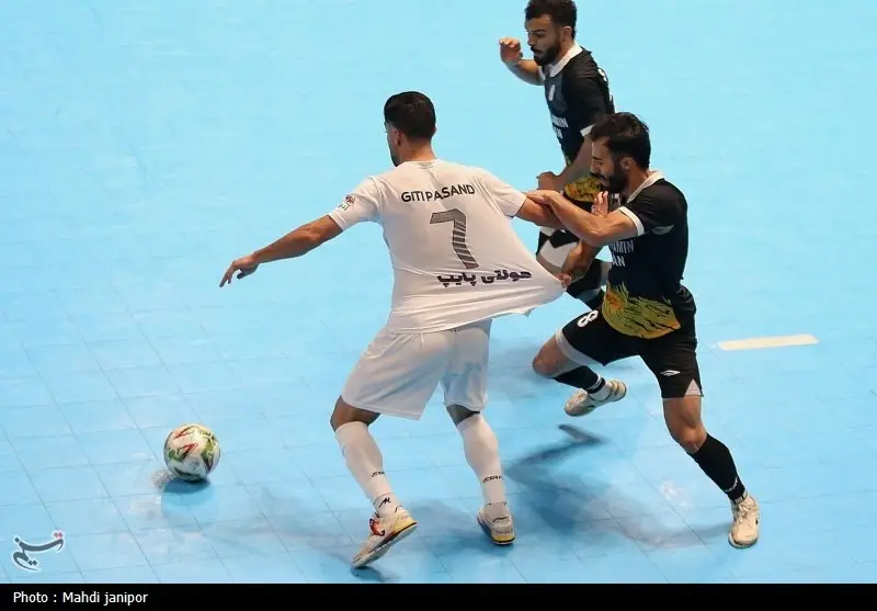 تقابل حساس گیتی‌پسند و گهرزمین برنده نداشت