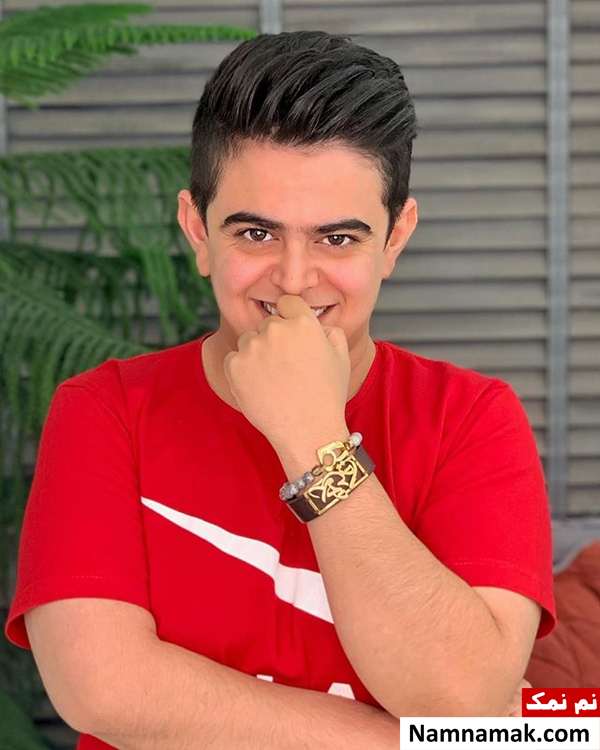 امیرمحمد متقیان در کنار عمو پورنگ