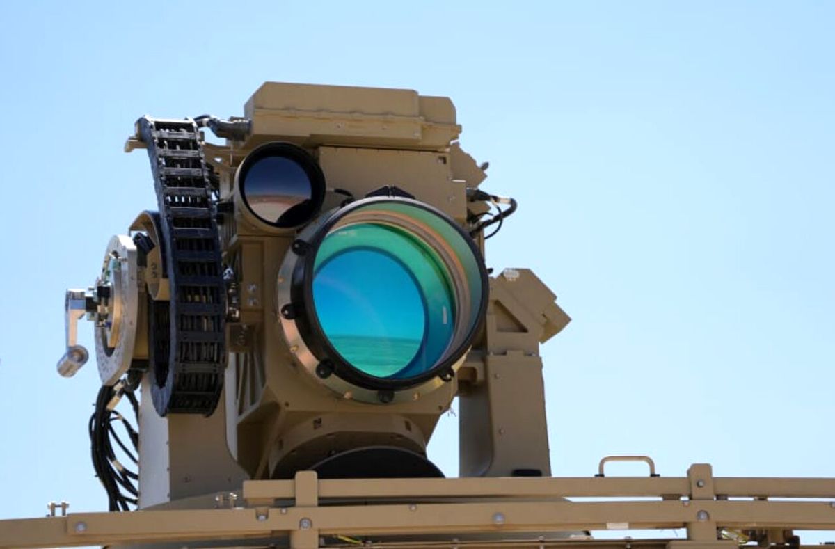 رژیم اسرائیل تا پایان سال از سامانه لیزری «پرتو آهنین» رونمایی می‌کند!