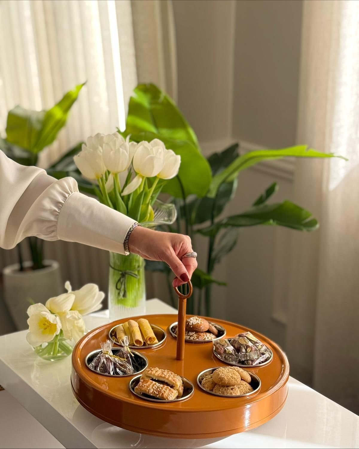 شکلات خوری چوبی