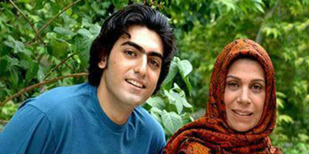 بازیگر سریال «میوه ممنوعه» جذاب‌تر از همیشه جلوی دوربین‌ها ژست گرفت