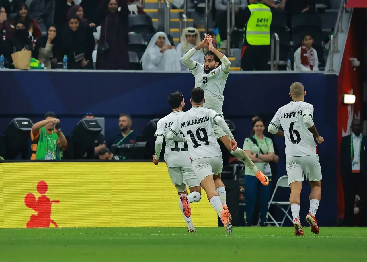 شکست شوکه‌کننده قطر در خانه با گل دقیقه 96 فلسطین؛ صدرنشینی نفس‌گیر در جام عربی 2025!