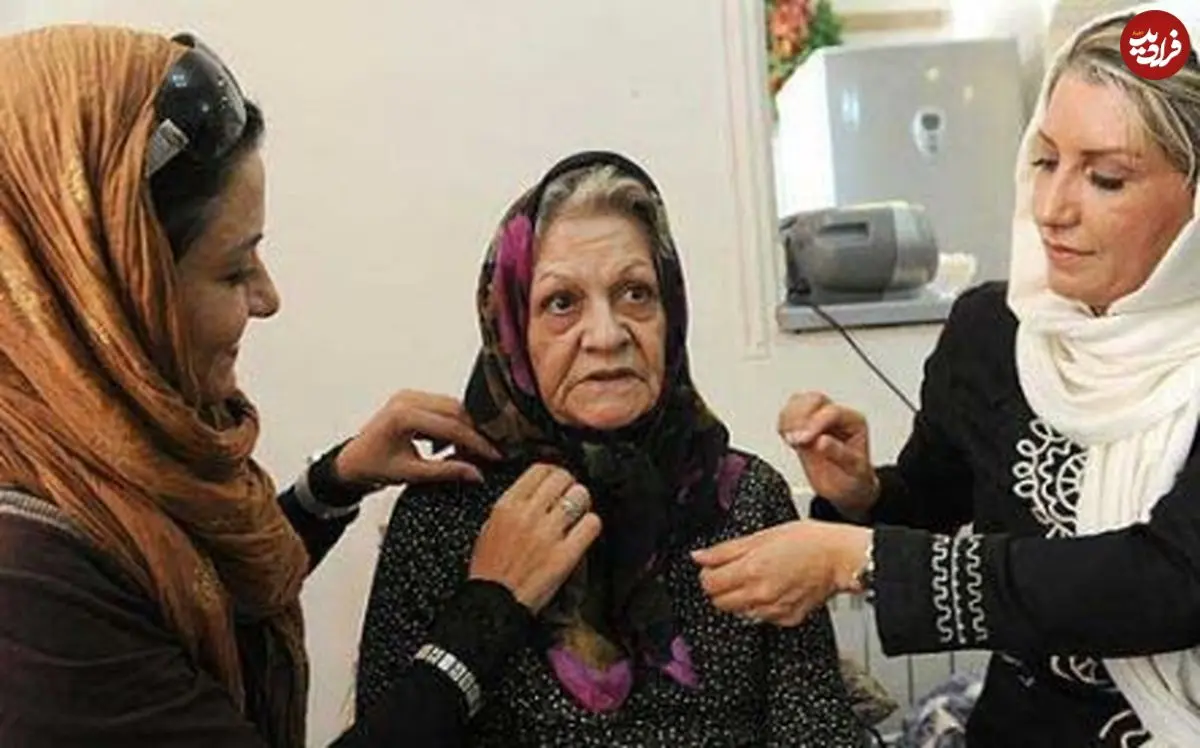 سفر شگفت‌انگیز در زمان با عکس نادر «مهری ودادیان» در کنار اسطوره‌های سینما!