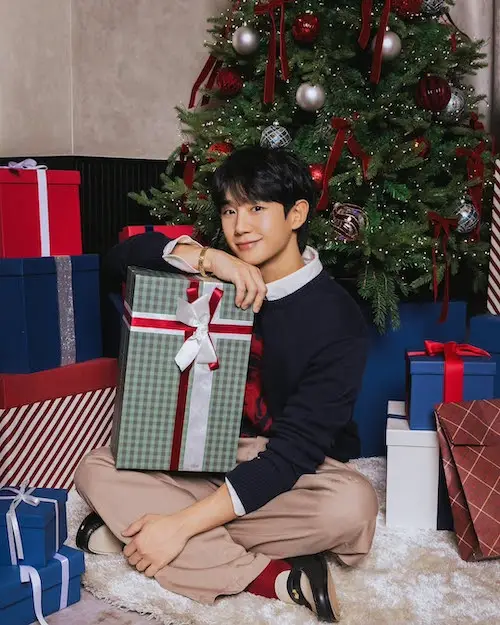 ستارگان کره‌ای در جشن کریسمس