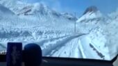 برف سنگین یک‌متری در ارتفاعات کرمان؛ امدادگران در خط اول نبرد با سرما!