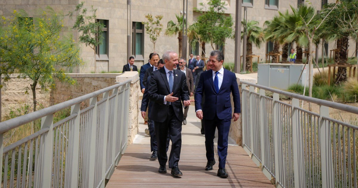 آرشیوی - بازدید مسرور بارزانی نخست وزیر کردستان عراق از ساختمان جدید کنسولگری آمریکا در اربیل مرکز کردستان عراق