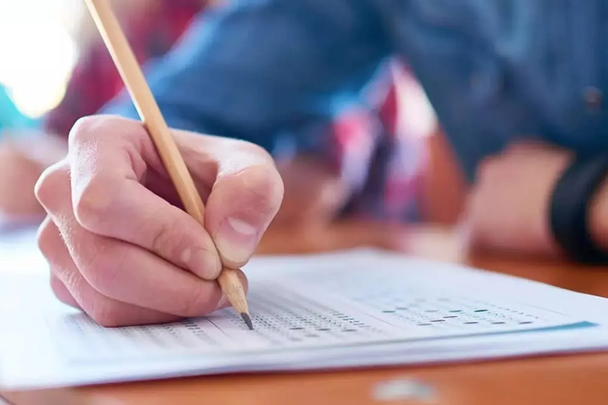 آزمون آیلتس در ایران متوقف شد؛ آخرین فرصت شرکت قبل از ۱۱ بهمن ۱۴۰۴