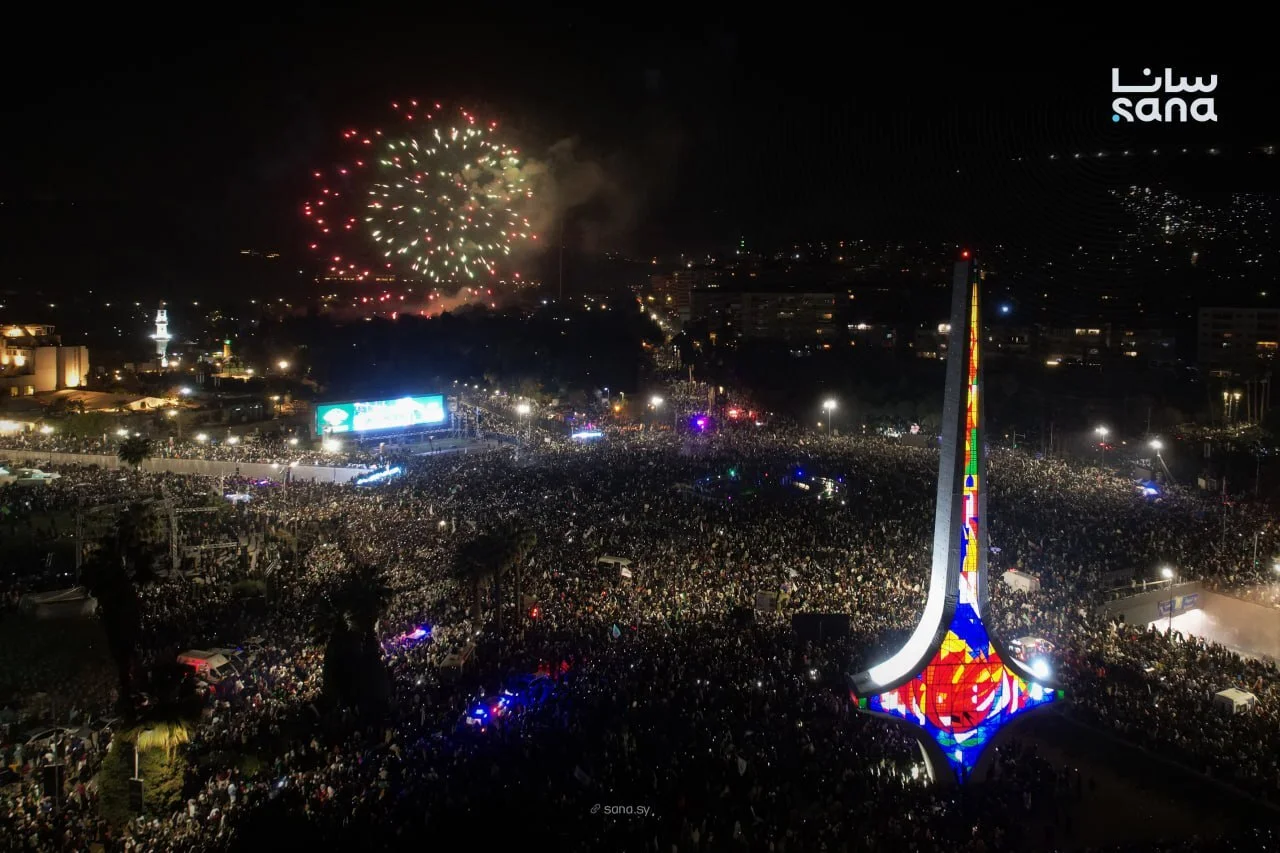 جشن های اولین سالگرد سقوط بشار اسد در میدان امویین دمشق