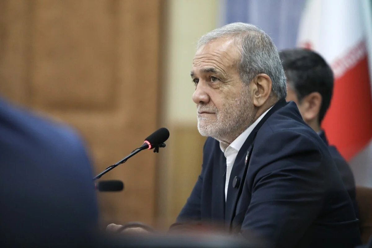 پزشکیان: تا زمانی که حق ویژه‌ حمایت از رژیم صهیونیستی وجود دارد، نمی‌توان از صلح و نظمی عادلانه سخن گفت