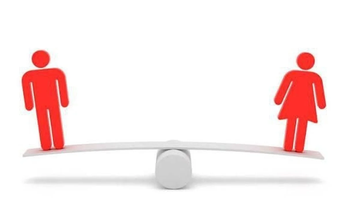 روز مادر؛ وقتی گل‌ها کافی نیستند و قوانین قدیمی نیاز به بازنگری فوری دارند!