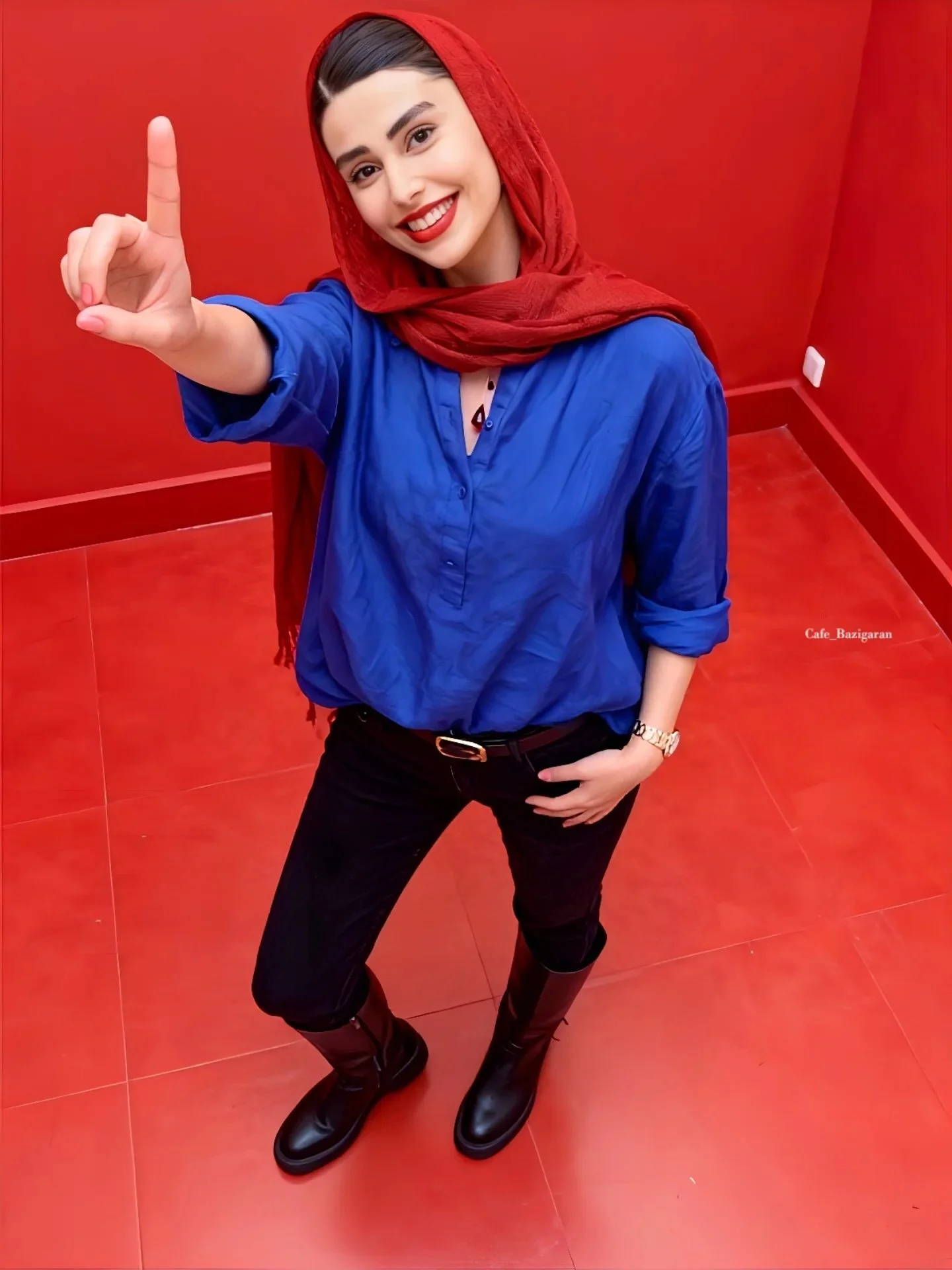 عکس پرتره لاله مرزبان، بازیگر جوان سینما و تلویزیون ایران