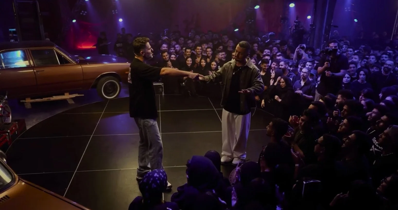 برنامه گنگ صحنهای از برنامه گنگ ساخته علی ضیا