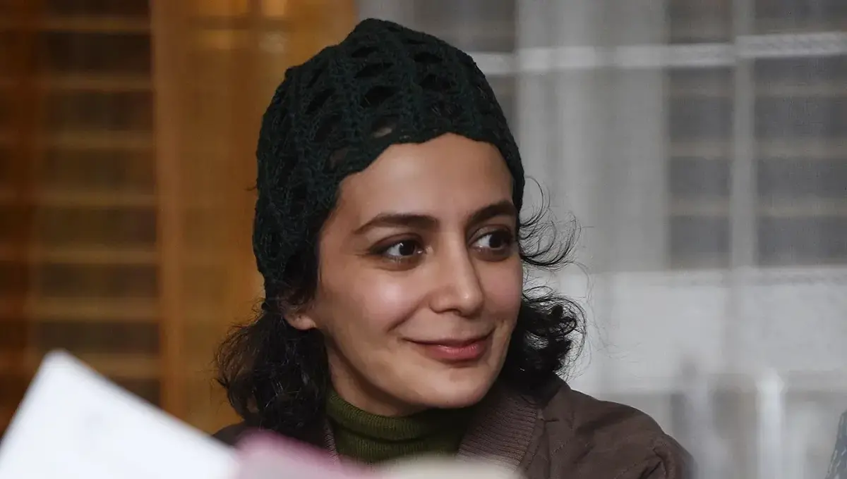 الهام کردا برای اولین‌بار از «فضای خالی» رونمایی کرد؛ استایل پاییزی و متفاوت بازیگر محبوب سینما و تئاتر!