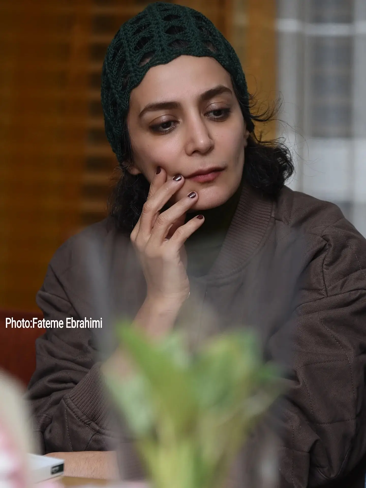 الهام کردا در رونمایی از کتاب فضای خالی از انتشارات فکر نو