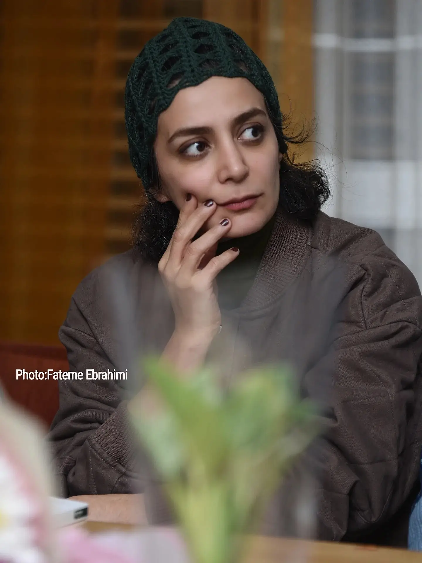 الهام کردا در رونمایی از کتاب فضای خالی از انتشارات فکر نو