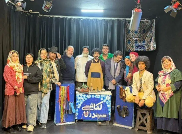 لنگه کفش‌های سیبیلندرلا/ کفش خوش‌بختی؛ رؤیای محال یا دست یافتنی؟