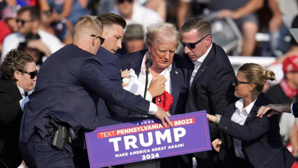 240714_gma_thoma_trump_crooks1_hpMain_16x9_11zon