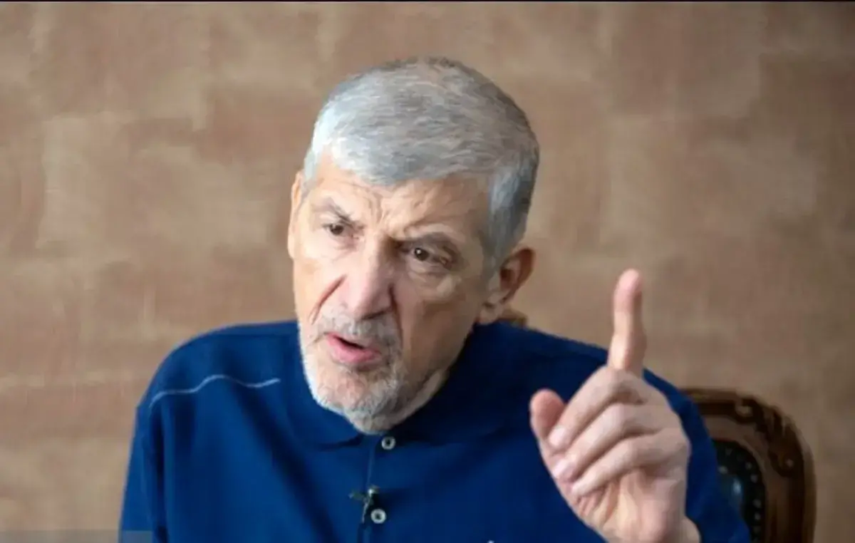 نماینده سابق مجلس: دو سوم نظام پاسخگو نیست؛ اصلاح قانون اساسی در صورت مصلحت رهبری ممکن است!