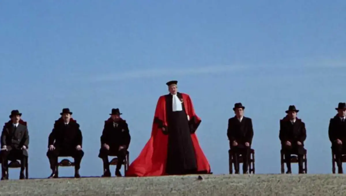 جرم نابخشودنی «اتلاف عمر» در فیلم پاپیون؛ درس‌های طلایی مدیریت که نمی‌دانستید!