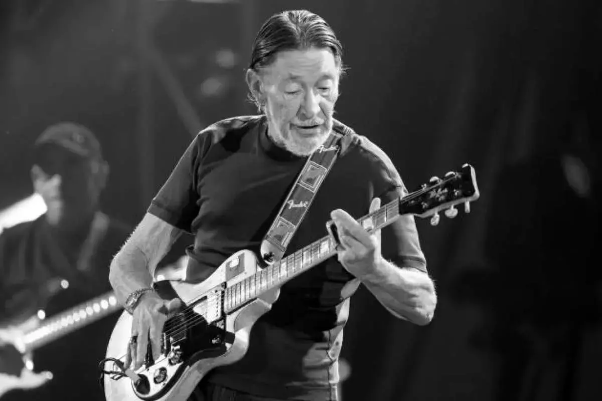 کریس ریا، صدای ماندگار راک بریتانیا درگذشت؛ راز محبوبیت همیشگی «در راه خانه برای کریسمس» چیست؟