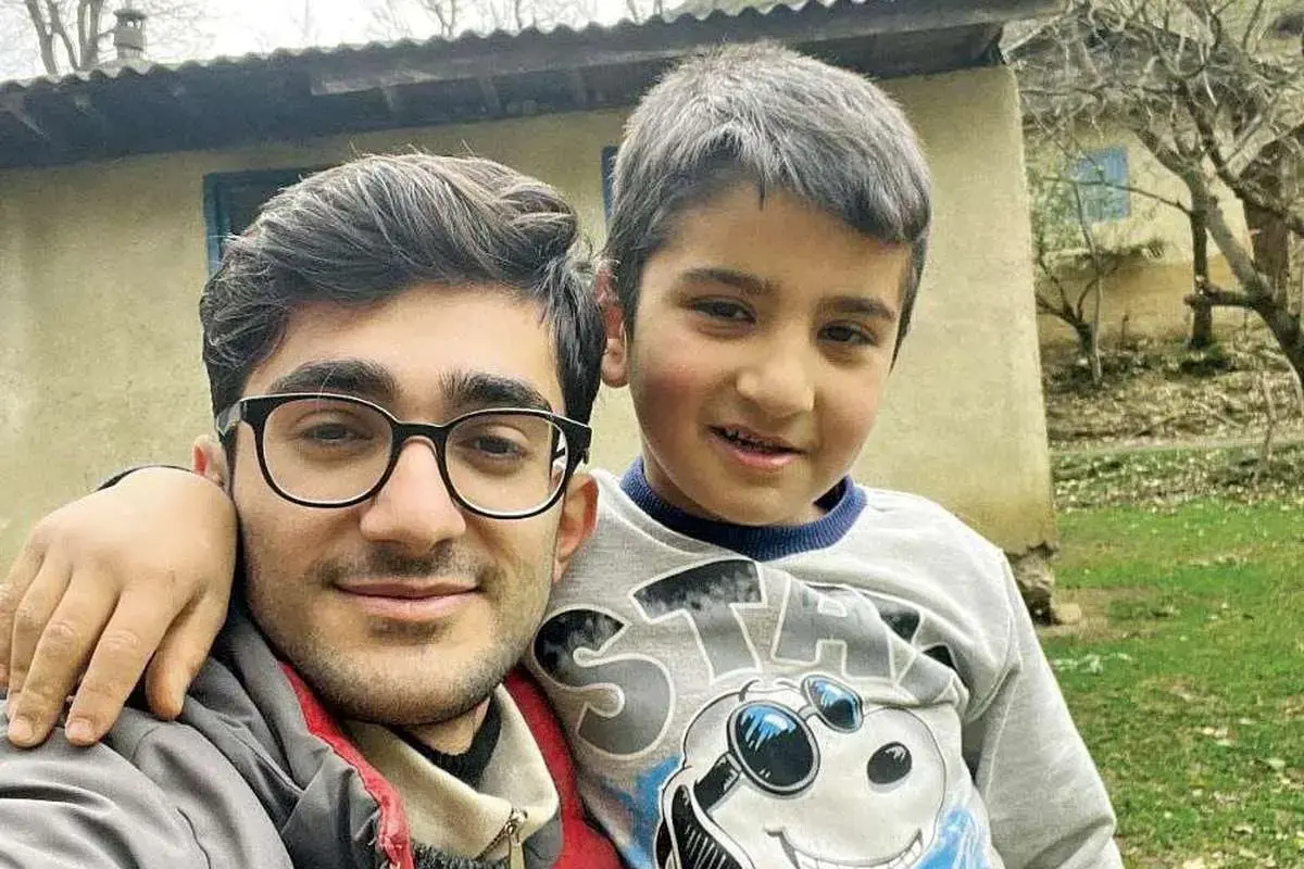 معلم و تنها دانش آموز کلاسش