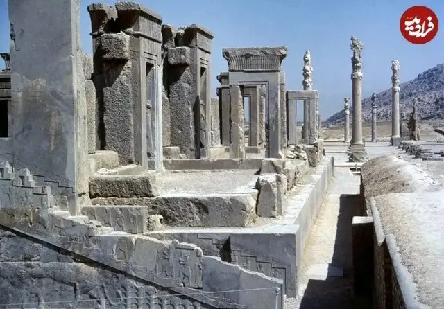 پشیمانی اسکندر از ویرانی تخت جمشید/ علتش مستی بود یا انتقام سیاسی؟