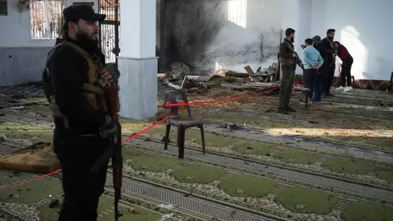 انفجار مسجد امام علی حمص سوریه