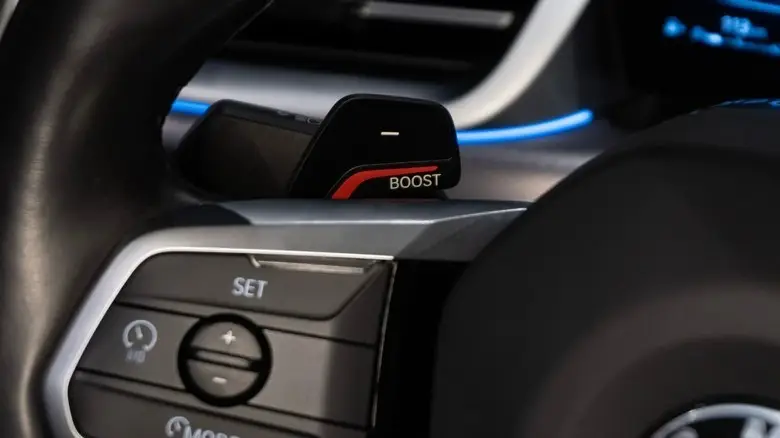 پدل شیفتر: هیجان مصنوعی پشت فرمان