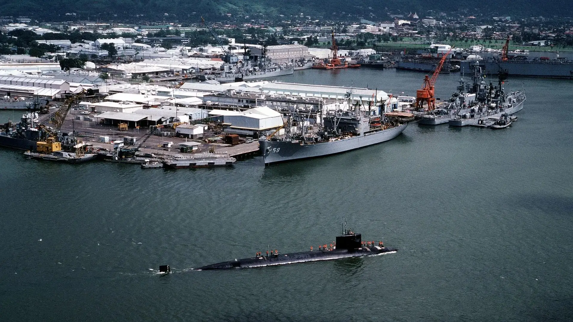 آمریکا پایگاه دریایی دوران جنگ سرد را به بزرگ‌ترین قطب تسلیحاتی جهان در نزدیکی چین احیا می‌کند