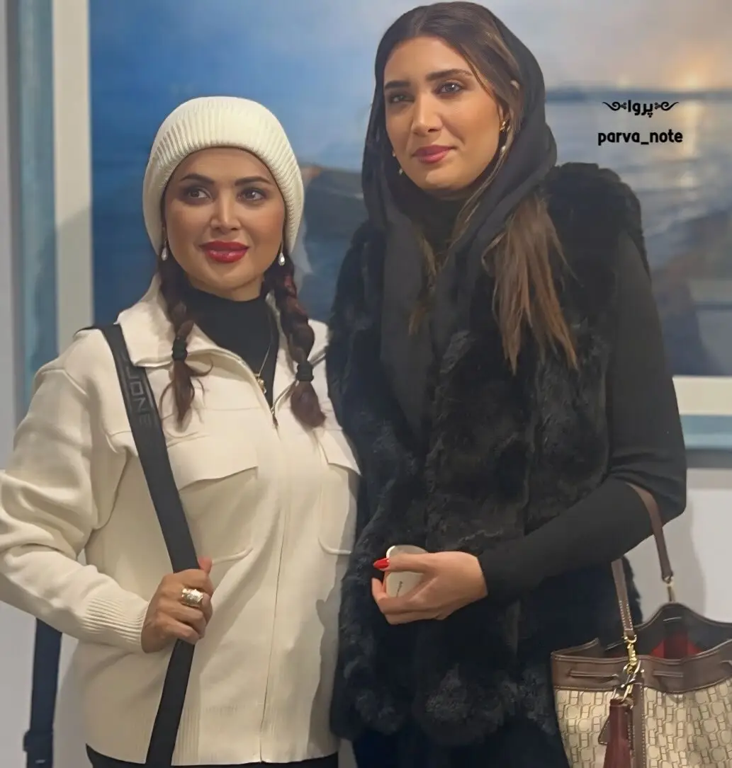 کمند امیرسلیمانی در افتتاحیه‌ی گالری «آرامه»