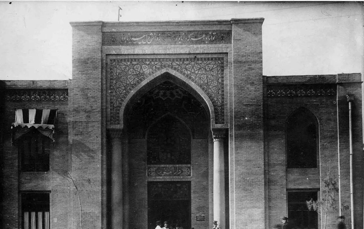 عکس‌های دیدنی دارالفنون؛ دانشگاه در ایران ۱۷۴ ساله شد!