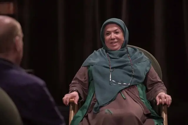 چهلتیکه در روز چهارشنبه میزبان «زهره شکوفنده» دوبلور باسابقه تلویزیون و گوینده نقش بهیادماندنی جودی ابوت خواهد بود. چهلتیکه در روز چهارشنبه میزبان «زهره شکوفنده» دوبلور باسابقه تلویزیون و گوینده نقش بهیادماندنی جودی ابوت خواهد بود.