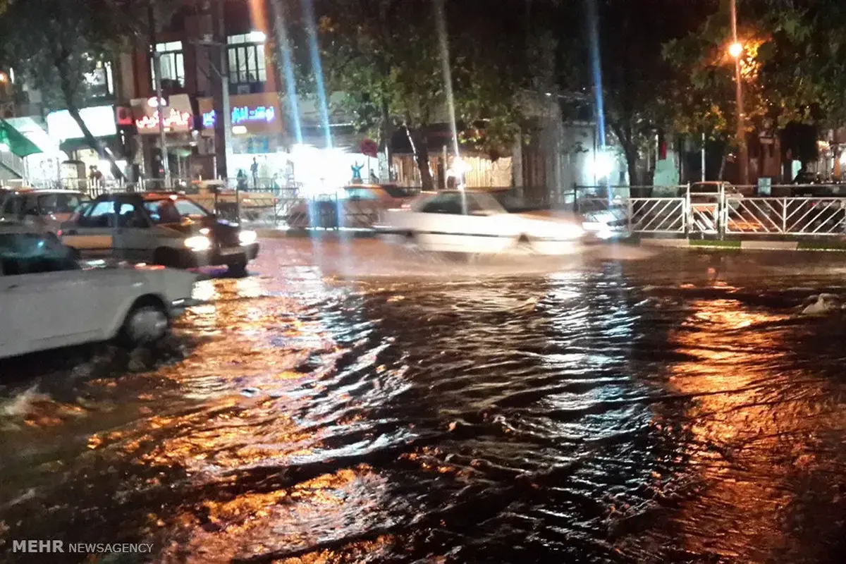 آخرین وضعیت شبکه‌های حیاتی کشور ؛ بارش‌های سنگین برق و آب را به چالش کشید