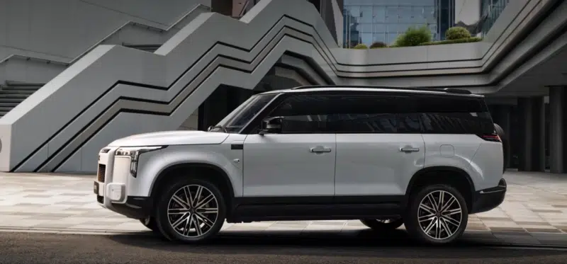 شاسی بلند «پل استونز آداماس» چینی ویژه خاندان ‌های سلطنتی خاورمیانه (+تصاویر)