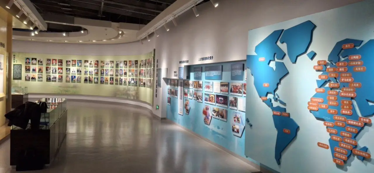 فضای موزه دانشگاه از جاده ابریشم تا هوش مصنوعی؛ یادداشتهای یک سفر پژوهشی به چین