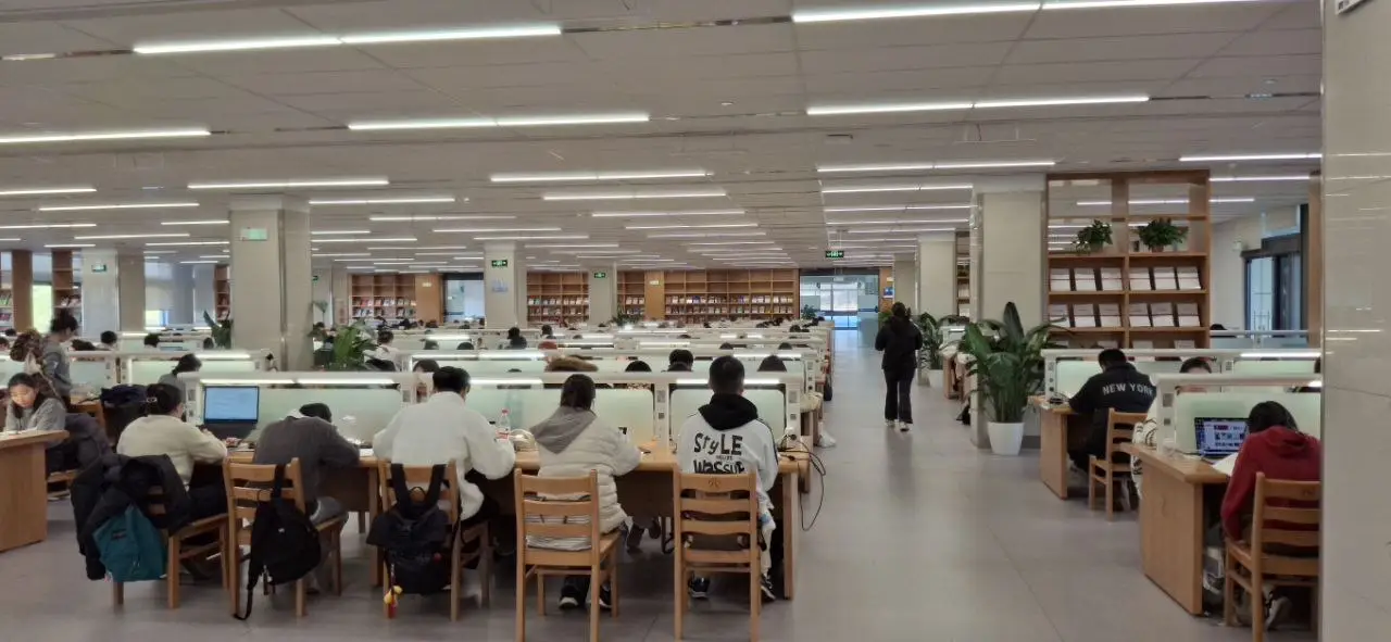 کتابخانه دانشگاه. از جاده ابریشم تا هوش مصنوعی؛ یادداشتهای یک سفر پژوهشی به چین