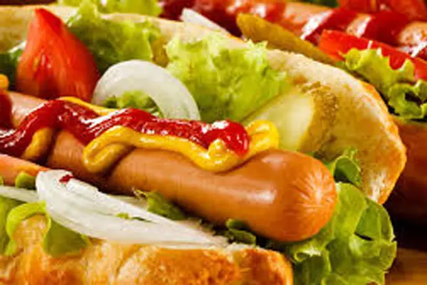 راز رنگ قرمز خوراکی‌ها فاش شد؛ آیا این رنگ برای کودکان امن است؟