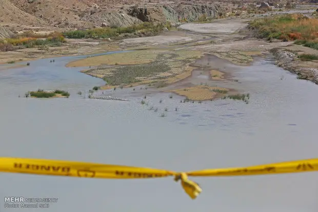 ورود بی‌سابقه ۶۳ میلیون مترمکعب آب به سد استقلال میناب؛ آینده آب آشامیدنی استان درخشان‌تر شد