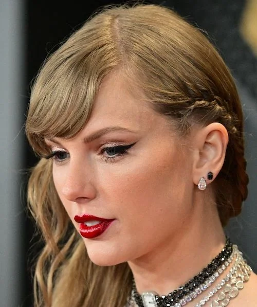 آیتمهای تکرارشونده در استایل تیلور سوئیفت