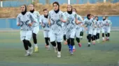 زنان استقلال با بردی تاریخی در آستانه صعود به لیگ برتر فوتبال قرار گرفتند