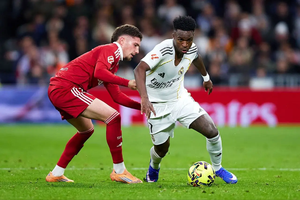 واکنش آرام وینیسیوس به هو شدن از سوی هواداران رئال در برنابئو جنجالی شد!