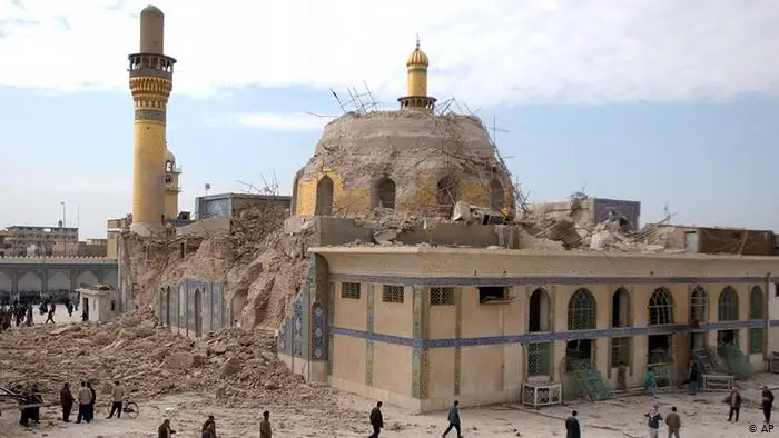 زندگی نامه امام هادی ؛ بمب گذاری حرم