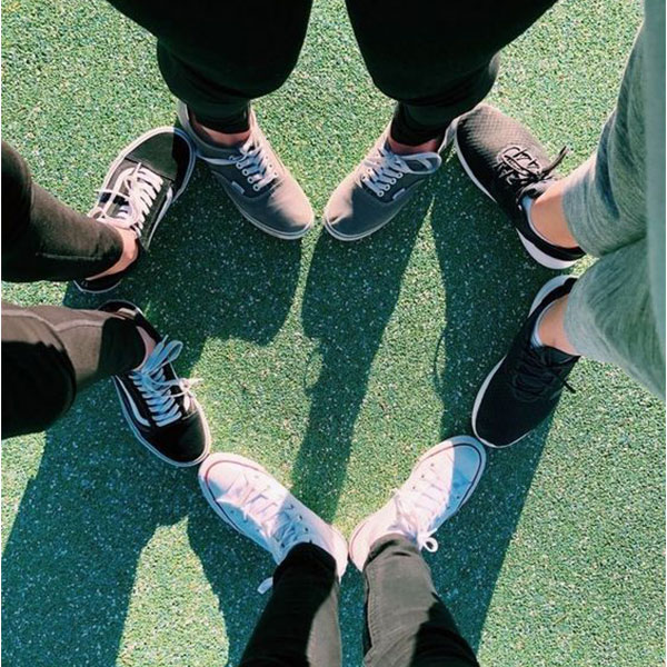 عکس پروفایل برای گروه دوستانه