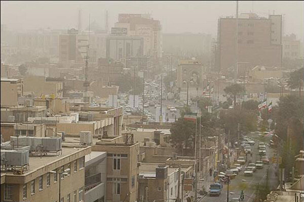 هوای ناسالم قم و قنوات همه را در معرض خطر قرار داد؛ مراقب سلامت خود باشید!