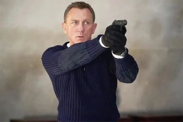 نتفلیکس بالاخره «جیمز باند» را به آرشیو خود اضافه کرد؛ هواداران در هیجان بی‌سابقه!