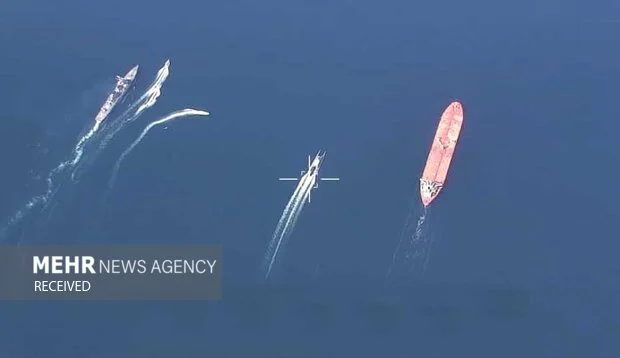 نیروهای آمریکایی در سواحل ونزوئلا یک نفتکش را توقیف کردند