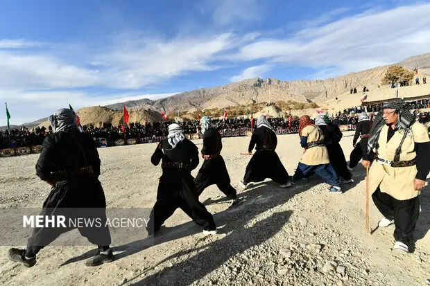چمر؛ آیینی زنده که سوگ را از خانه به میدان میآورد
