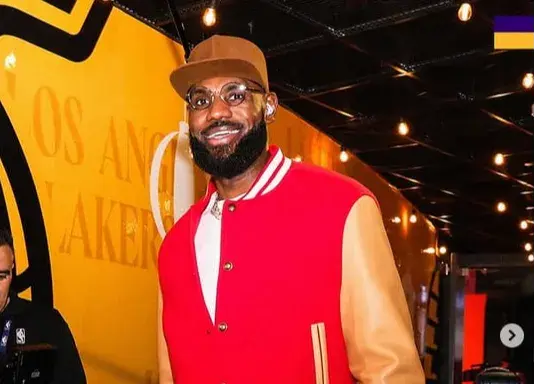 کریسمس بسکتبال به سبک پادشاه جیمز؛ ماراتن پنج بازی نفس‌گیر و هیجان بی‌وقفه!