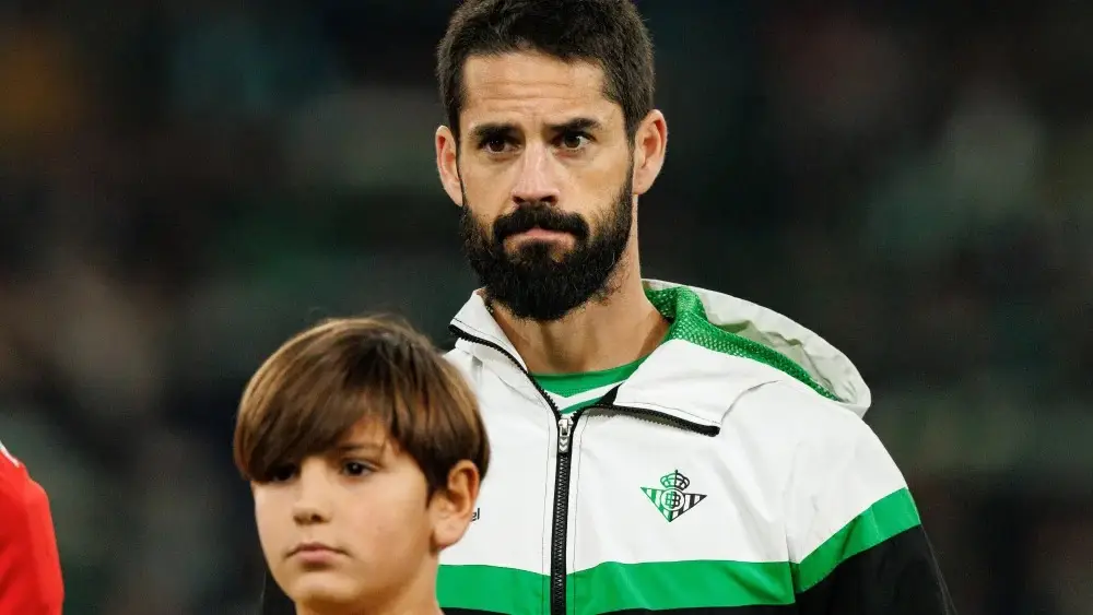 شوک به اندلسی‌ها: جادوگر زیر تیغ جراحان